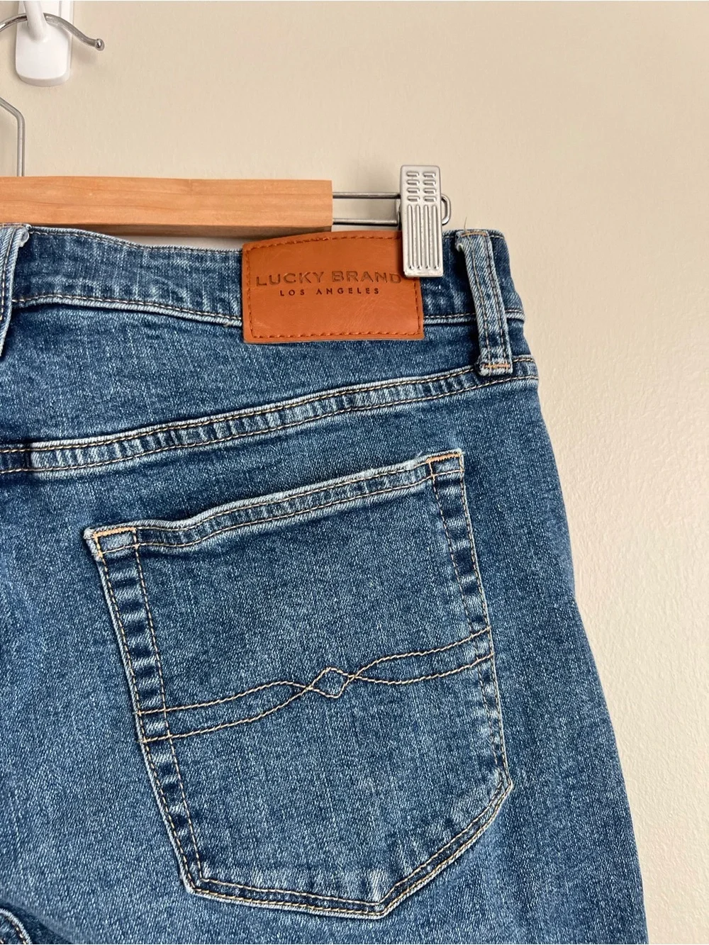 Lucky Brand Women’s Denim Shorts Long Inseam Bermuda Retro Y2K Casual Size 8/29